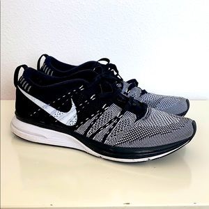 Nike Flyknit Trainer